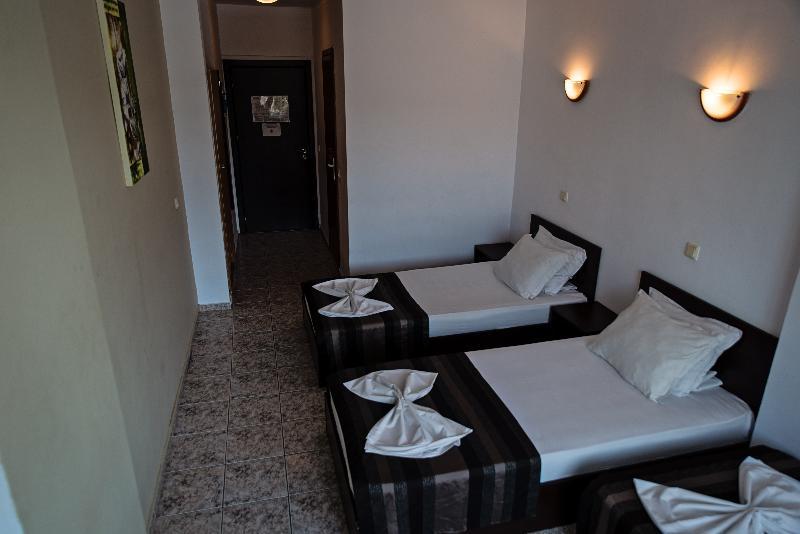 Party Golden Sands Hotel Варна Екстериор снимка
