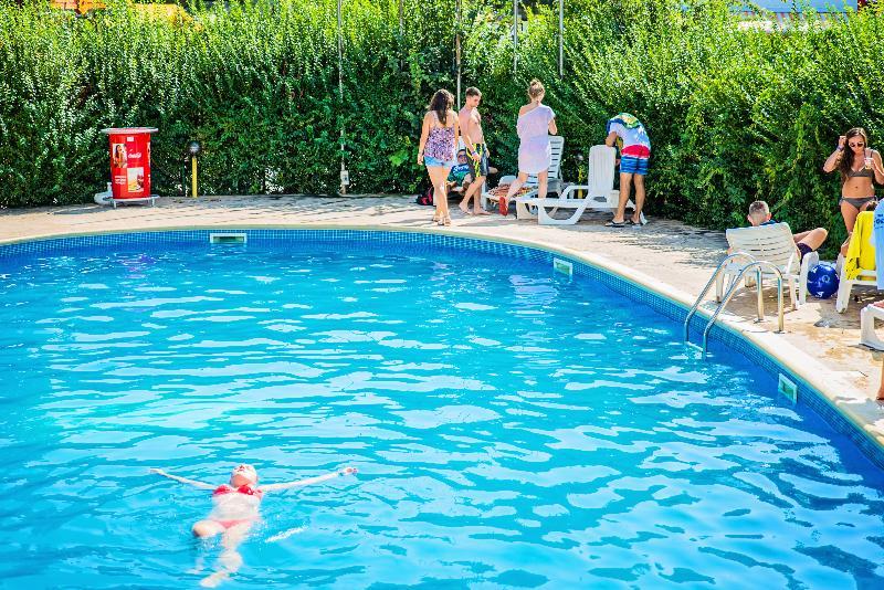 Party Golden Sands Hotel Варна Екстериор снимка